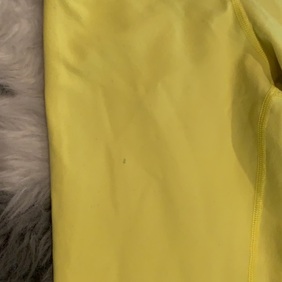 Lululemon☀️crop yoga pants - Picture 12 of 12